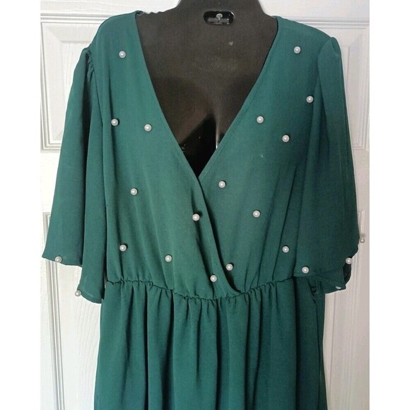 BloomChic Surplice Dress Pearl Embellished Size XL 14/16 Green Dolman Sleeve - Picture 4 of 7